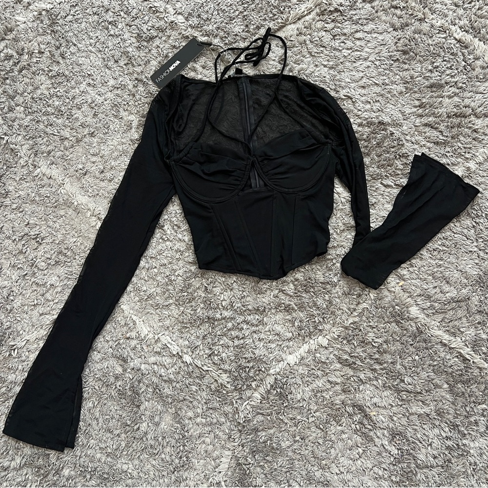 Mesh y2k flare sleeves crop top